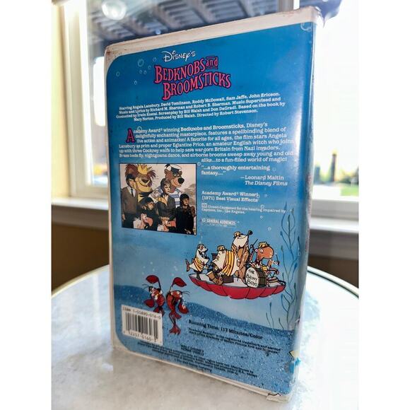 Disney’s Bedknobs and Broomsticks VHS Vintage - Picture 2 of 4